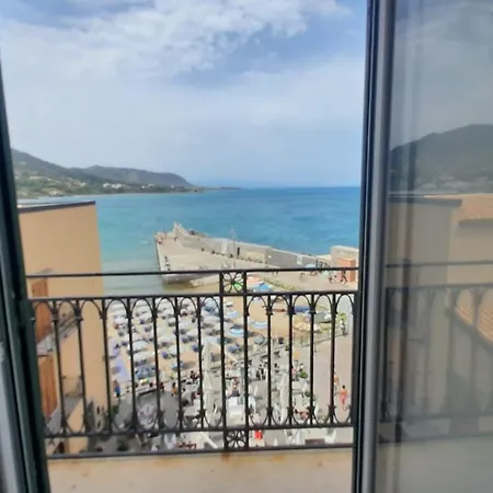 Al Molo 115 Cefalù